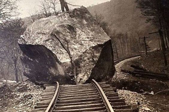 Как ранее гуцули протестовали против вырубки Карпат (ФОТОФАКТ)