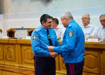 Золотоноша запил!