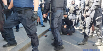 Попытка провести гей парад в Запорожье