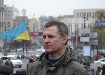 Эмигрант — основатель