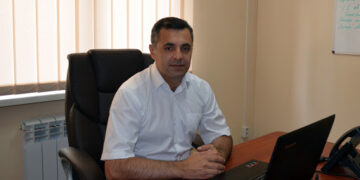 Мы грабим людей с улыбкой на лице