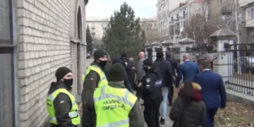 Журналистов не пускают на сессию горсовета Запорожья