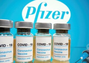 В США шестеро людей умерло после прививки вакциной Pfizer