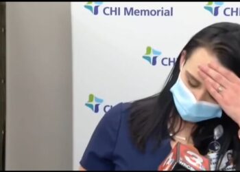 В США медсестра потеряла сознание после прививки вакциной Pfizer