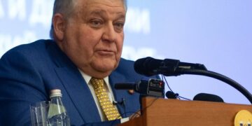 Технологическое создание «служебных людей»