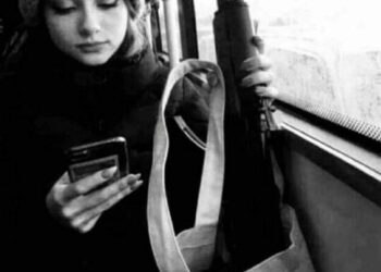 Почему без маски?