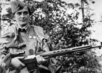 Людмила Павличенко — о снайперах Отечественной (1973)