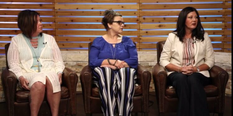 Они не хотят видеть людей подобных нам.