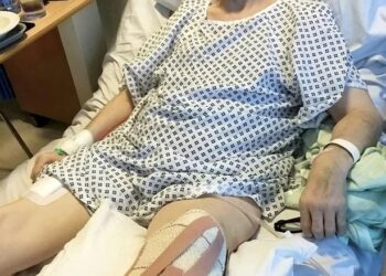 Экс-чемпиону отрезали ногу после прививки