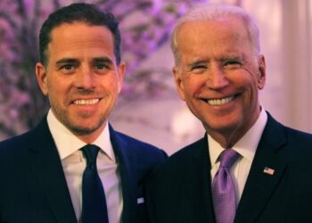 Фильм о внешнем управлении Украиной