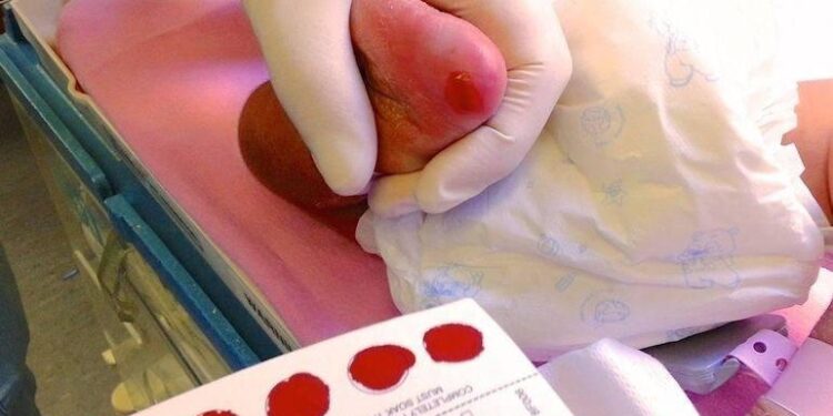 Образцы крови младенца за границу