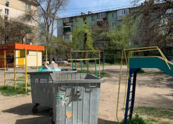 Почему мы плохо живем?