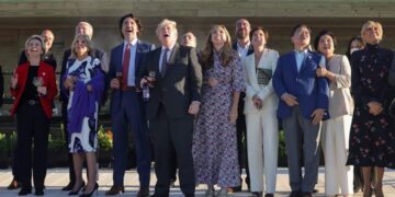 Социальная дистанция? Не, не слышали — G7!