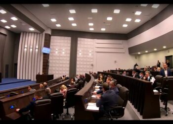 Облсовет Тернопольщины за «добровольный» укол