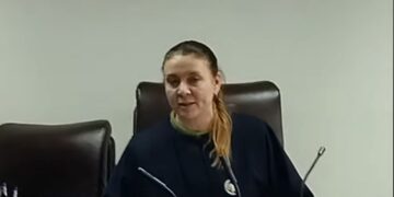 Охрана исполняет устные указания судьи Варнавской