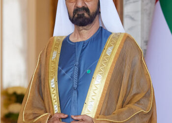 Сильные люди создают легкие времена