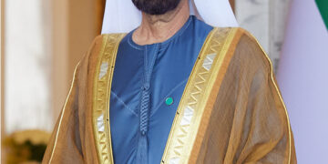 Сильные люди создают легкие времена